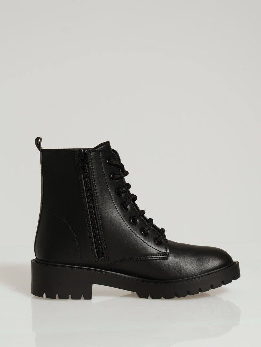 Flat Ankle Classic Lace Up Boot Black – LEGiT