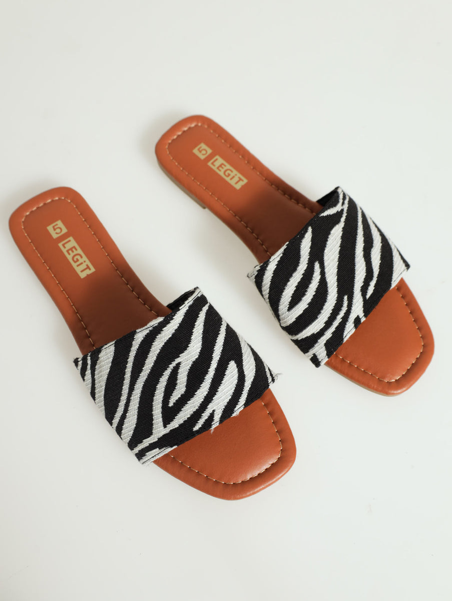 Autumn Zebra Twist Sandals