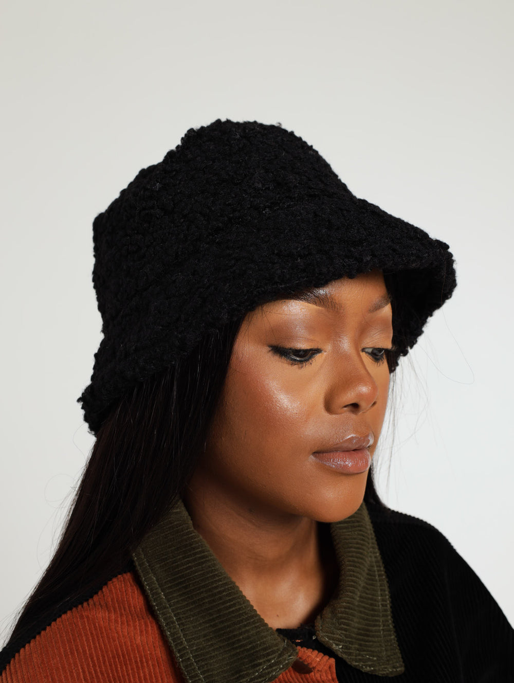 Teddy Bucket Hat LEGiT