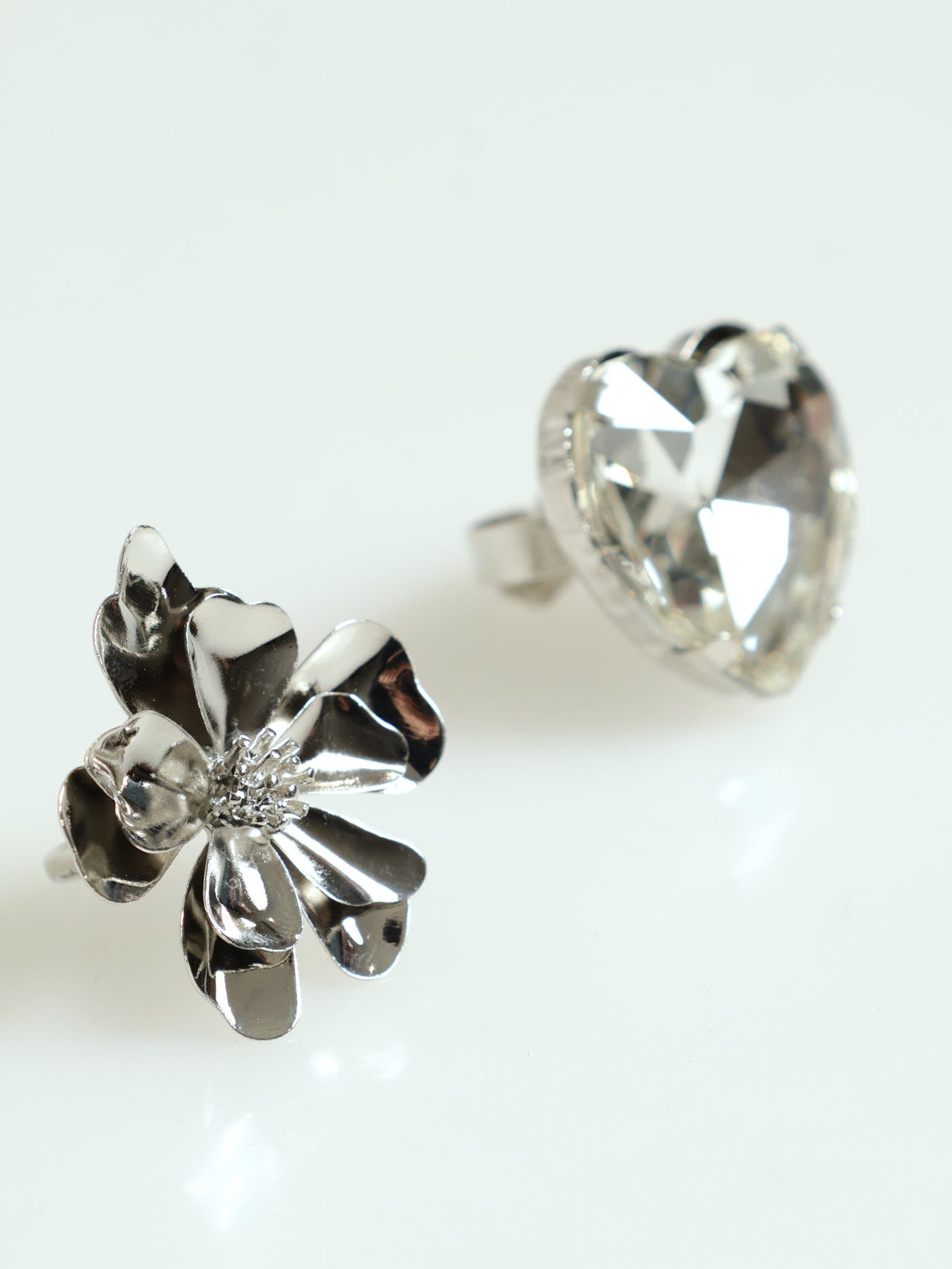 Legit Rings 2 Pack Chunky Heart Gem & Flower Rings - Silver – LEGiT