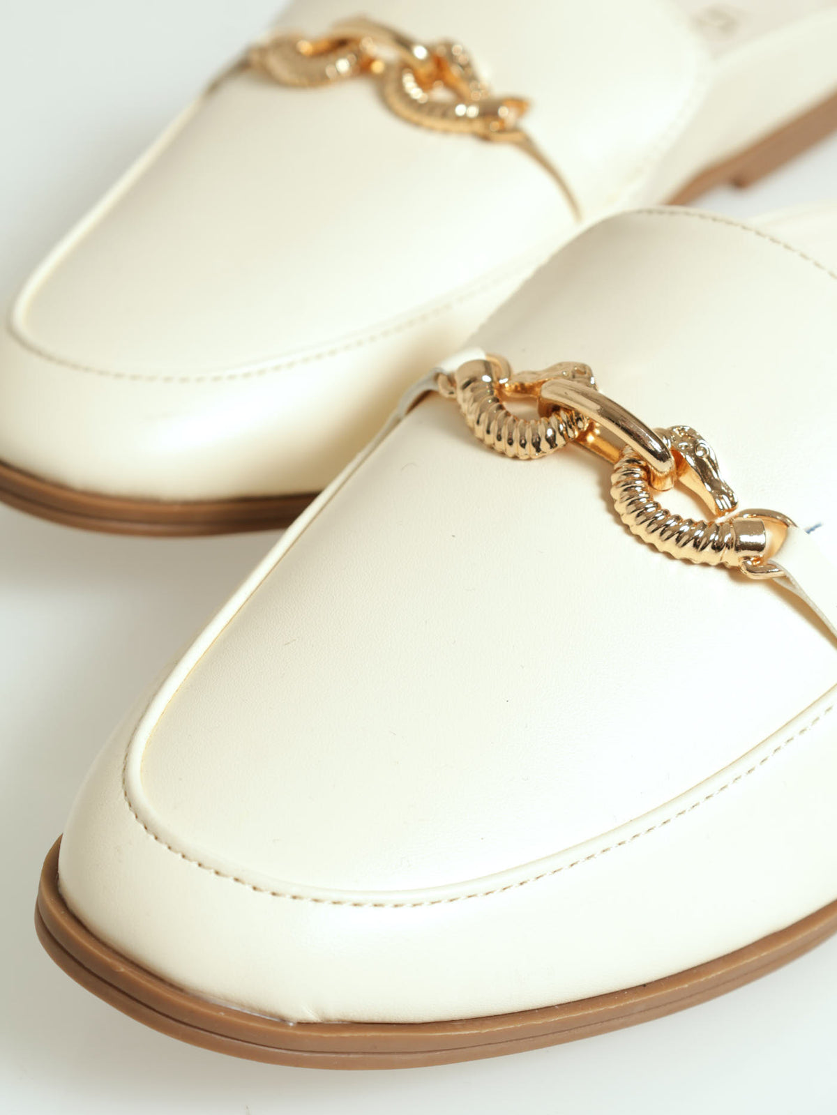 Push In Loafer With Dainty Knot Trim