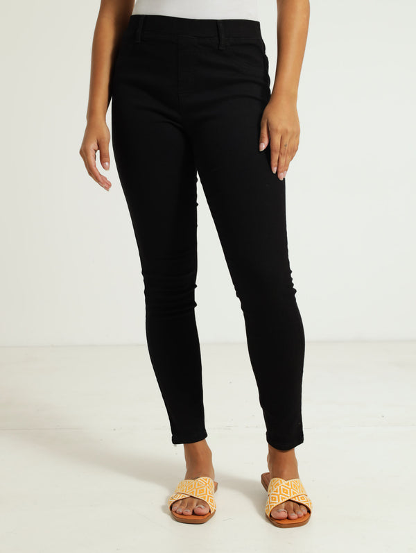 Black Denim Jegging Jean – LEGiT