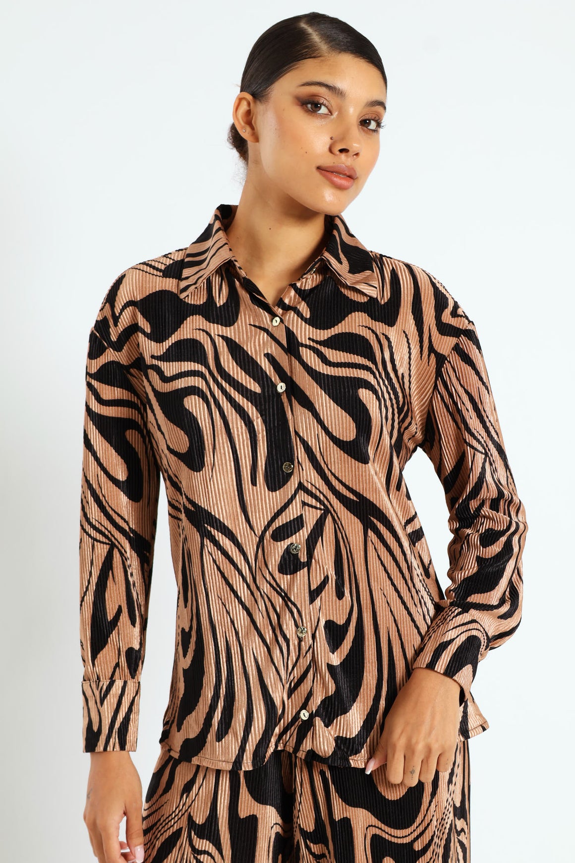 Ladies' SS Shirt with Sleeve Tabs - Black/Cream/Black main image 0