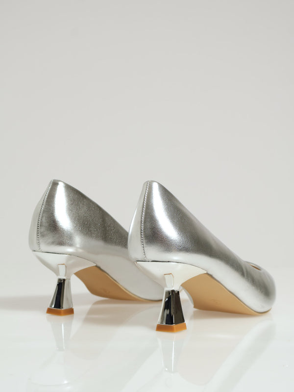 Lo Stiletto Pointy Metallic Full Court Heel - Silver – LEGiT