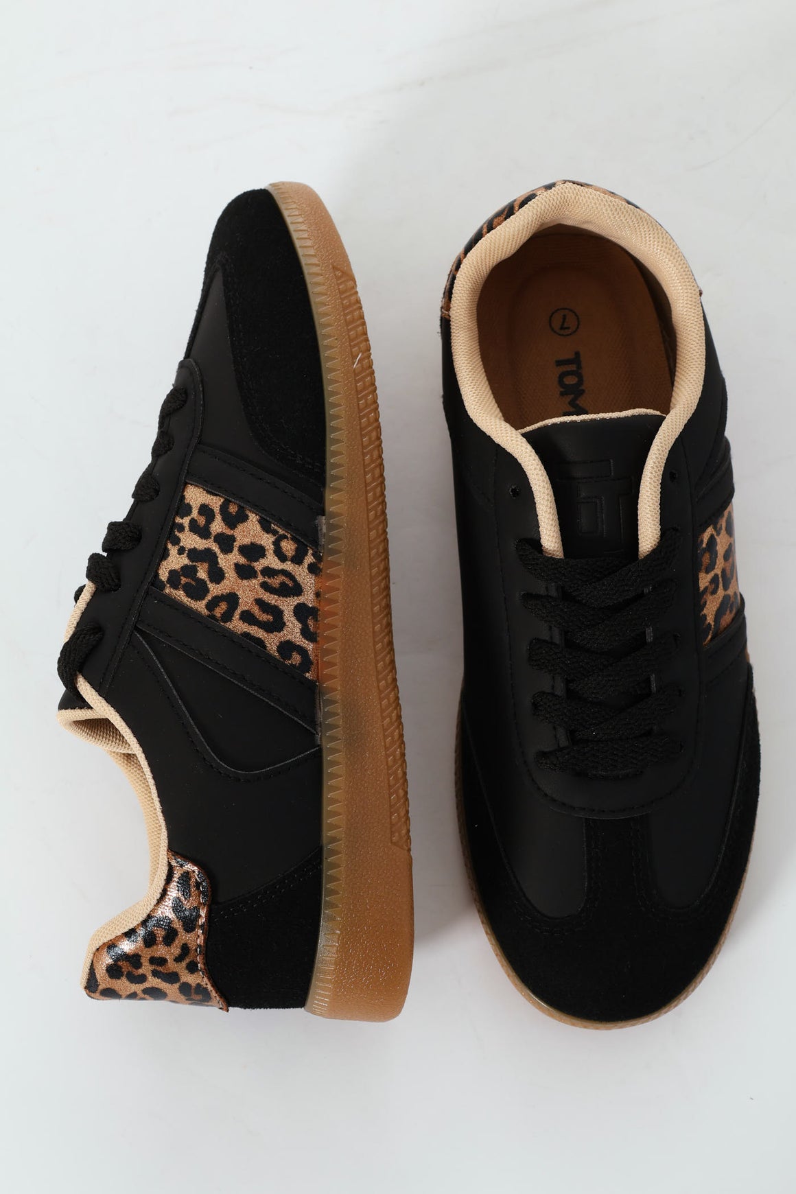 Sneakers – LEGiT