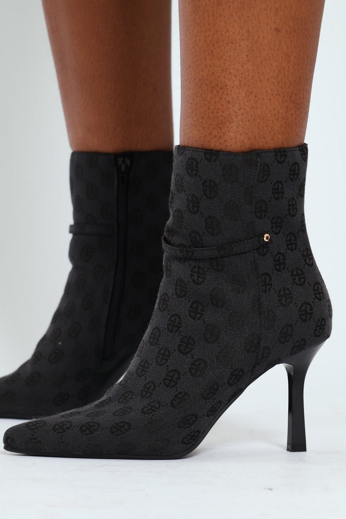 Boots – LEGiT