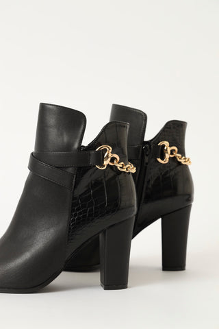 Pointy Boot Ankle High Block - Black