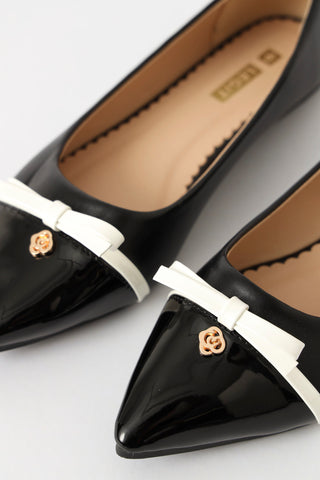 Strippy Bow Patent Pointy Pump - Black