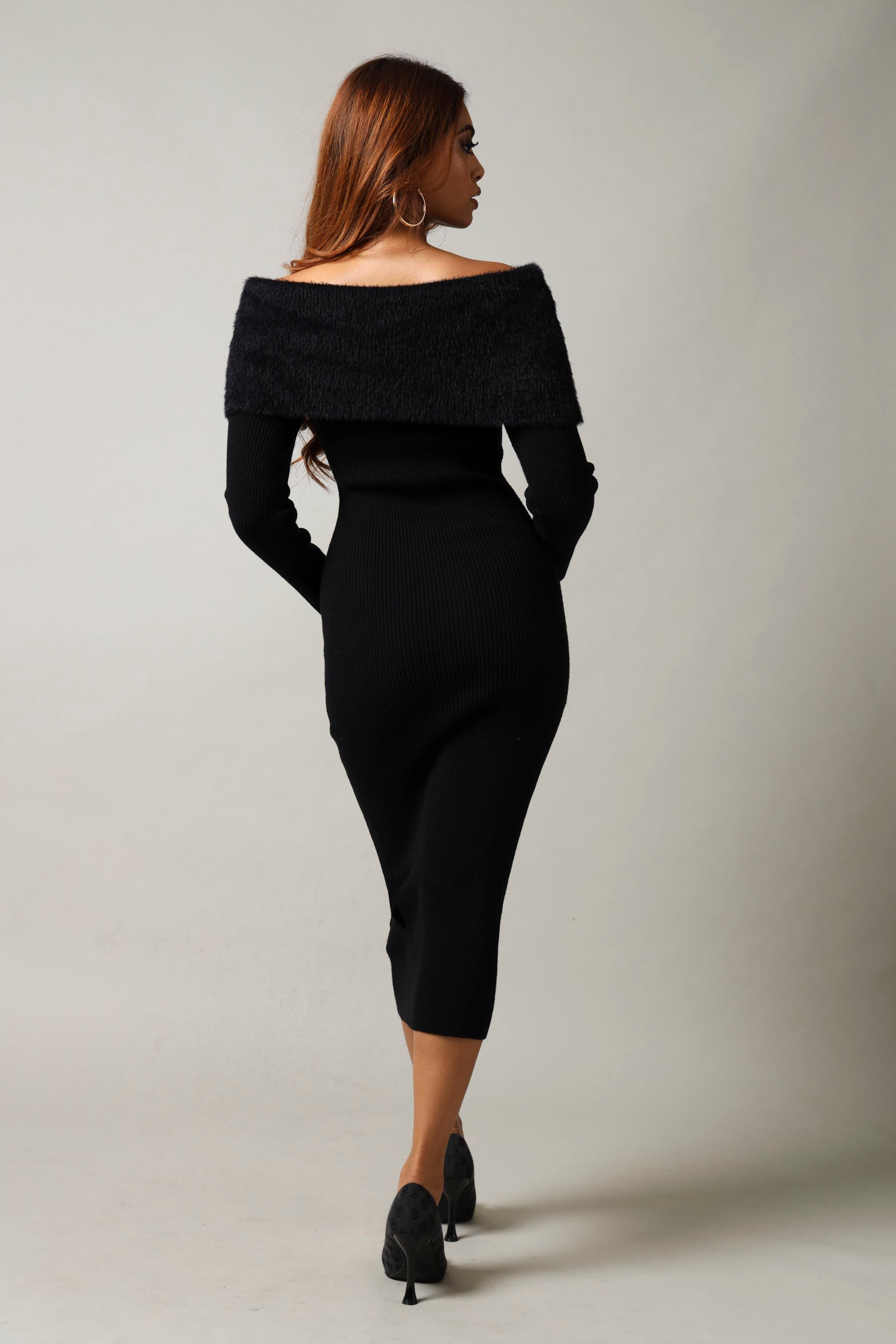Long Sleeve Off The Shoulder Knitwear Dress - Black – LEGiT