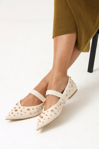Pointy Studded Mary Jane Push In Pump - Off White