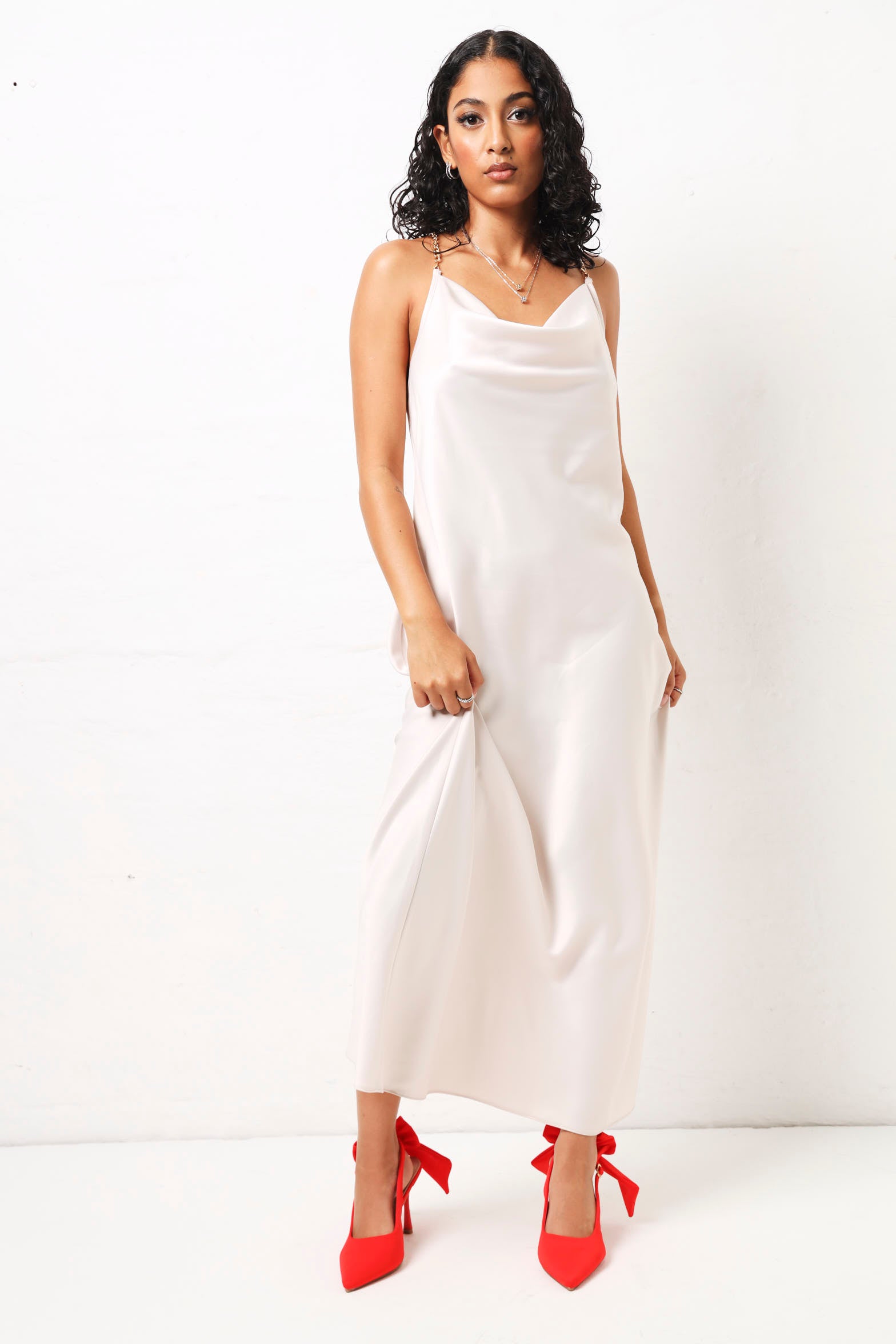 asos design curve dress scoop cami sculpted maxi in black scuba-style Dressing Gown Pattern Men The ASOS DESIGN Curve spring/summer '25 Color:British DAINTE Sole Black / E
