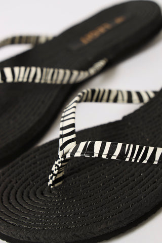Rope Zebra Sandal - Black/White