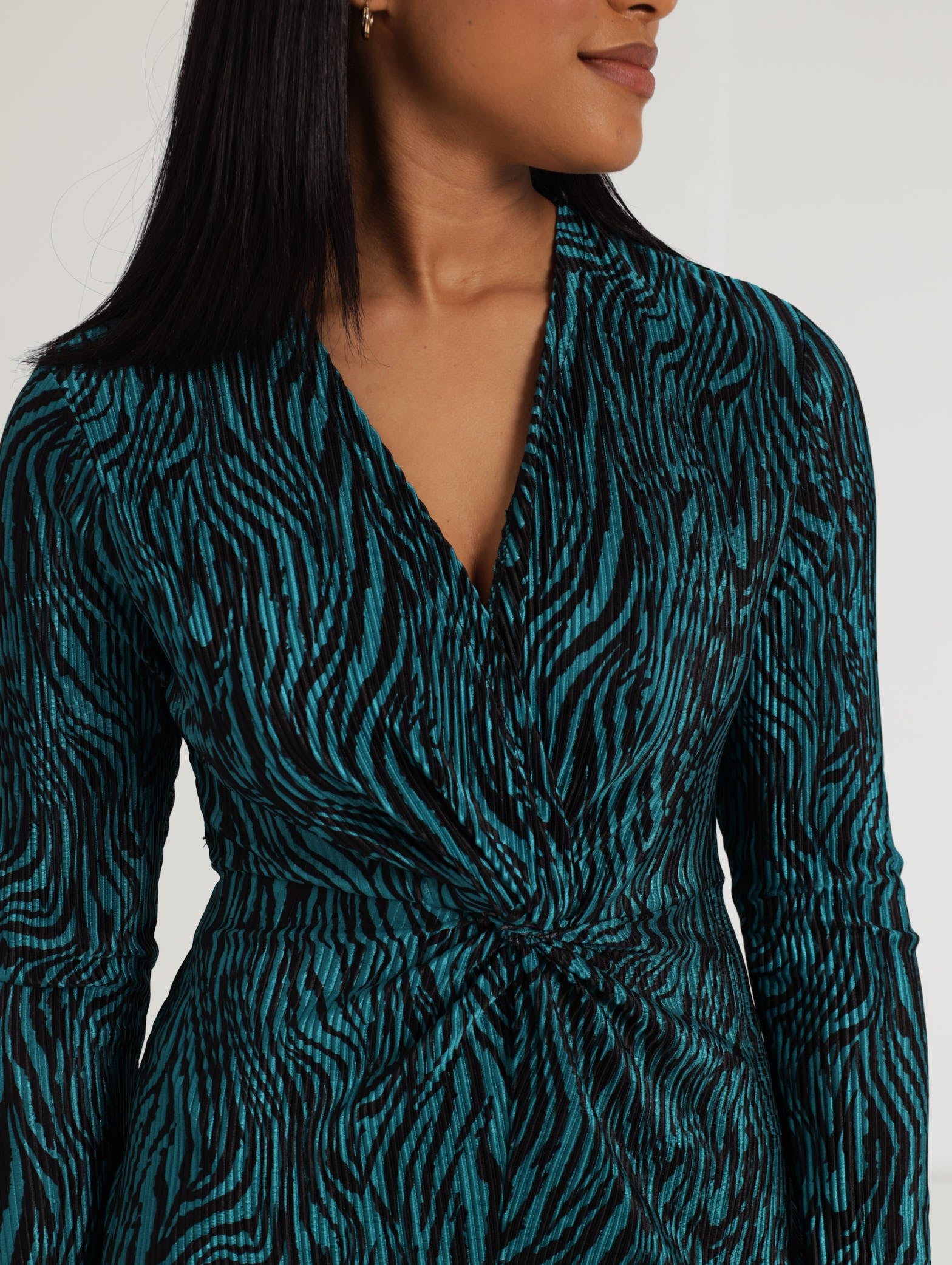 green emerald velvet dress Long Sleeve Animal Print Bodre Dress -Teal LEGiT green emerald velvet dress Long Sleeve Animal Print Bodre Dress -Teal LEGiT