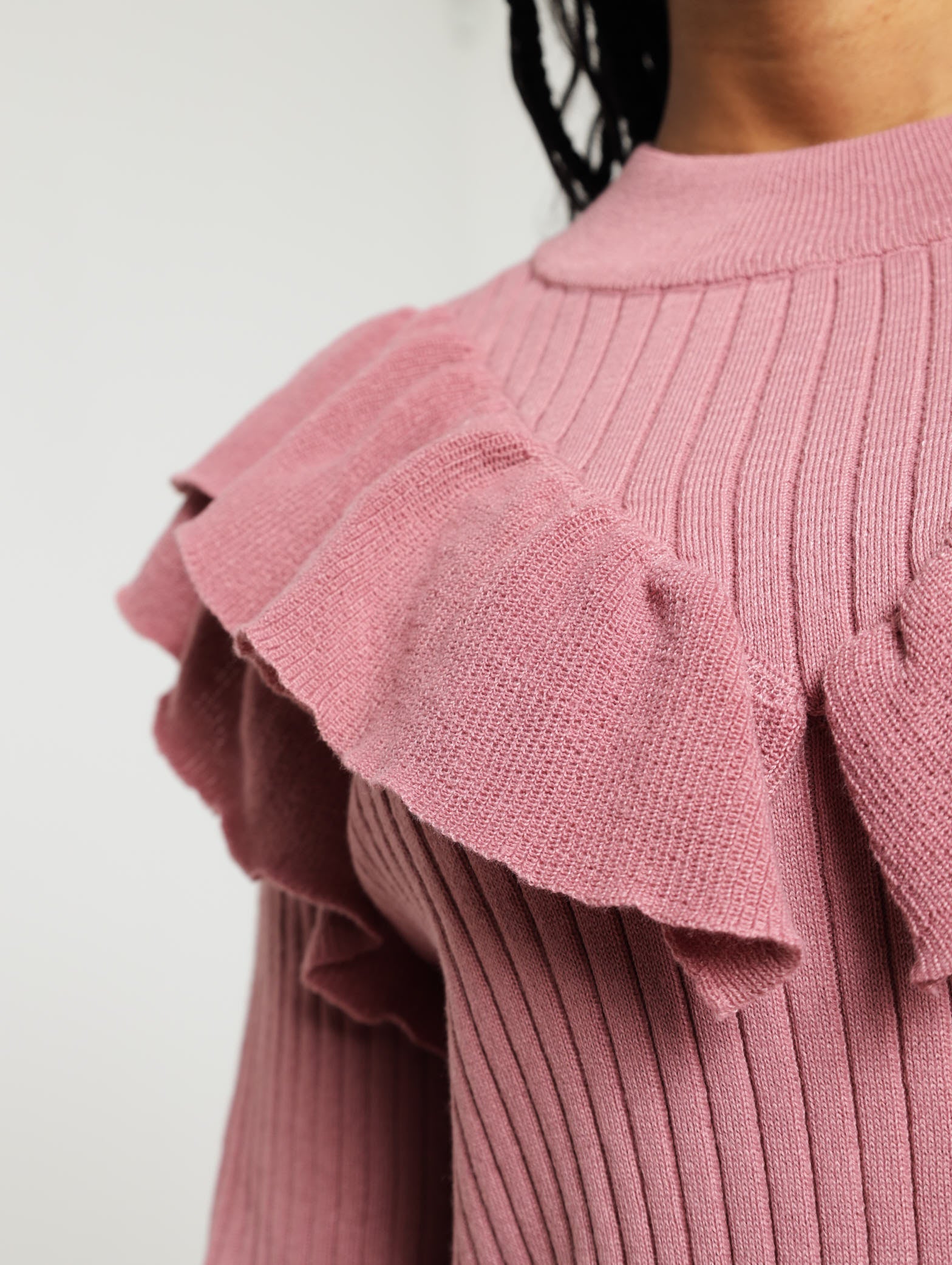 Long Sleeve Chunky Ruffle Pullover - Dusty Pink – LEGiT